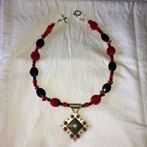Western beaded necklace